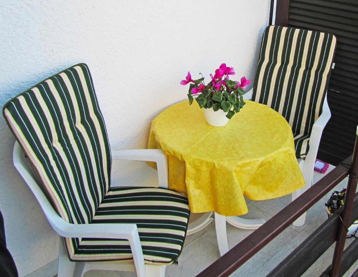 Apartments Zrinka 793 Porec Esterno foto